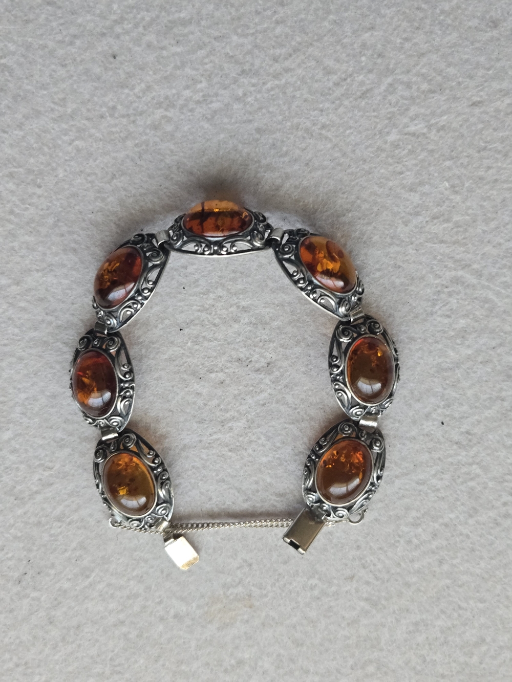 Vintage Estate Sterling-Silver Amber Cabochon Bracelet   Chain Safety Clasp 7"